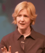 Frase do dia da Psicologia: ‘Autenticidade é a prática diária de abrir mão de quem achamos que deveríamos ser e abraçar quem somos’ – a reflexão de Brené Brown sobre identidade