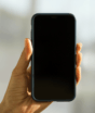 Homem que dizia encontrar cartões na rua acaba preso com máquina ligada a roubo e iPhone bloqueado em SC
