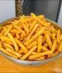 O truque com amido de milho que deixa a batata frita com casquinha sequinha e o interior macio em casa