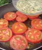 Ovos com tomate na frigideira: café da manhã fácil fica pronto em 10 minutos e salva a refeição