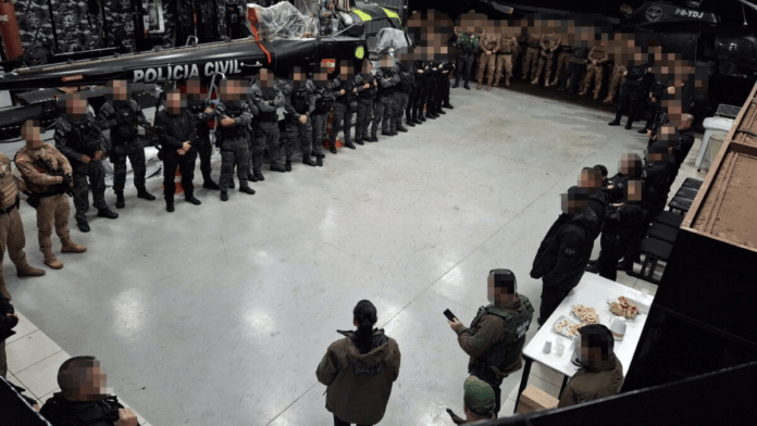 Mais de 151 mandados de prisão temporária foram cumpridos durante a operação (Foto: MPSC, Divulgação)