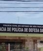 Menina de 10 anos encontrada morta em casa vivia isolada e era vista com a mãe em locais “duvidosos”