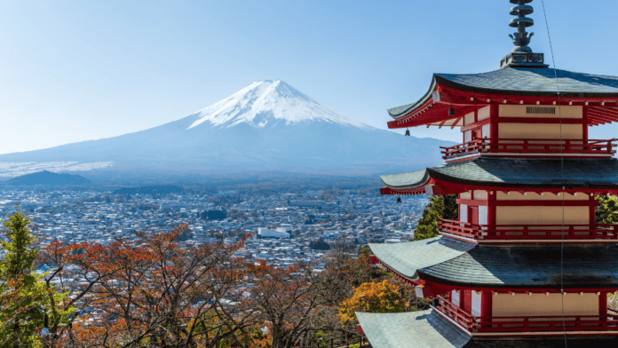 Monte Fuji é palco de vários acidentes todos os anos (Foto: Banco de Imagens)
