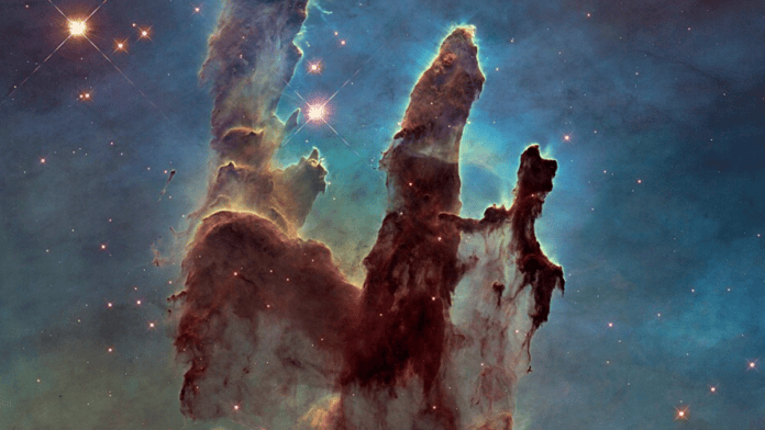 Os Pilares da Criação, fotografados pelo Hubble na Nebulosa da Águia, estão entre as imagens mais reconhecidas de seu legado (Foto: NASA, ESA, Hubble Heritage Team e Kevin M. Gill / Wikimedia Commons)