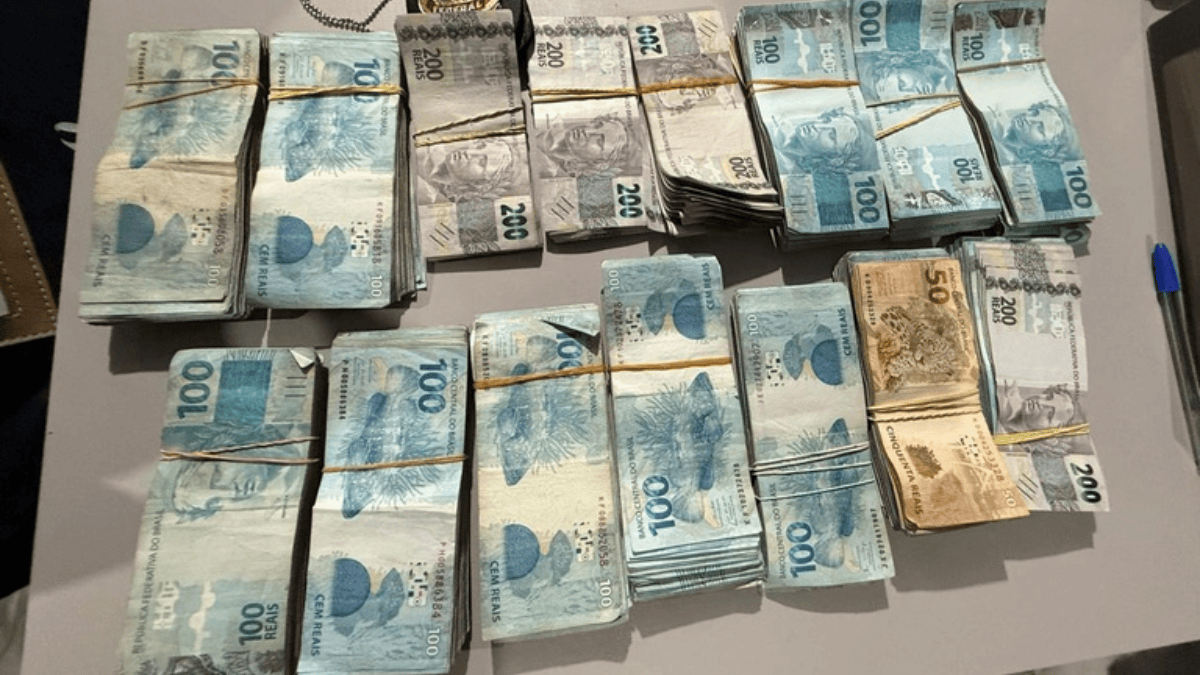 Operação que bloqueou R$ 37,8 milhões de organização criminosa tem oito mandados cumpridos em SC