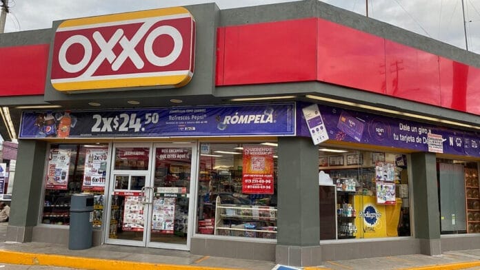 Lojas da OXXO no México passam a integrar a rede Puntos Violeta, criada para oferecer apoio a mulheres em situação de risco (Foto: Montse08/ Wikimedia Commons)