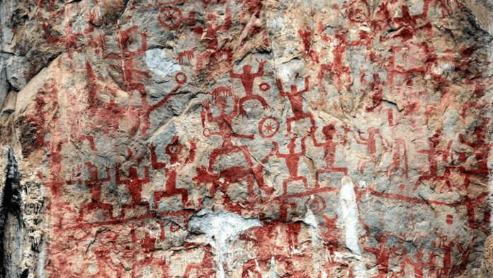 Análises encontraram proteínas que levantam a hipótese de que sangue humano e animal tenha sido usado na preparação da tinta, embora a origem exata ainda seja debatida (Foto: Rolfmueller / Wikimedia Commons)