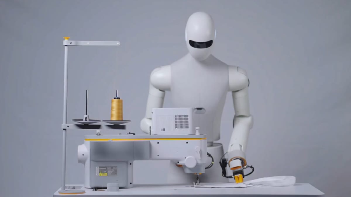 Robô com inteligência artificial será apresentado pela primeira vez no Brasil durante a Febratex 2026, em Blumenau (SC) (Reprodução: AITU/ YouTube)
