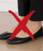 Mulheres estão trocando a sapatilha por estes sapatos elegantes e confortáveis para usar com jeans e vestidos