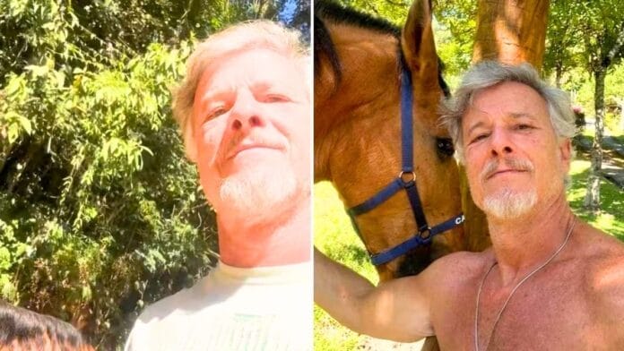 Com o cavalo que ganhou de presente e virou sua nova paixão