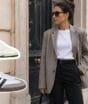 Mulheres estão trocando o salto por estes 5 tênis elegantes para enfrentar a rotina com conforto