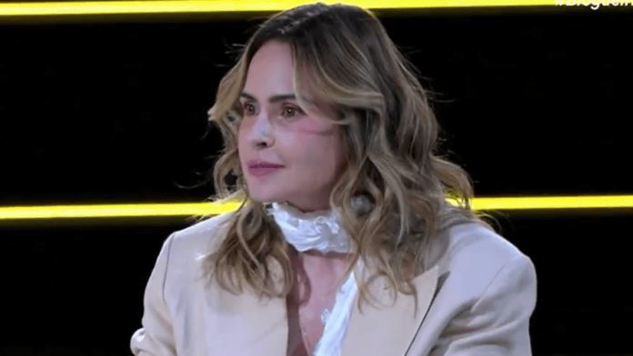 Ana Paula Renault é questionada sobre Tia Milena e brinca sobre não conhecer a ex-BBB_ “Quem_”