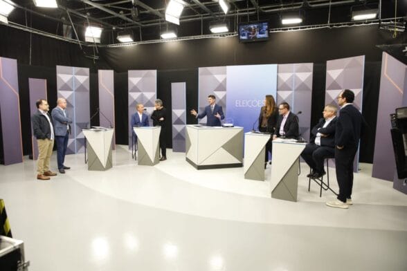 Candidatos ao governo de SC participam de debate da NSC TV