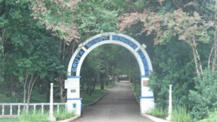 A cidade tem cerca de 4,8 mil habitantes e baseada na agropecuária, indústrias de reciclagem e comércio familiar (Foto: Prefeitura de Erval Velho, Divulgação)