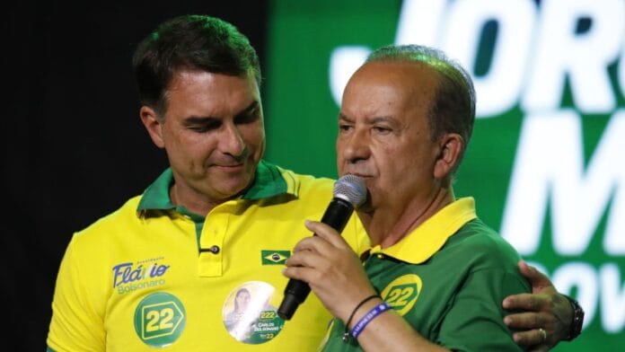 ANÁLISE: Pesquisa Quaest indica mar de boas notícias a Jorginho, mas mantém “aviso aos navegantes” em reta final