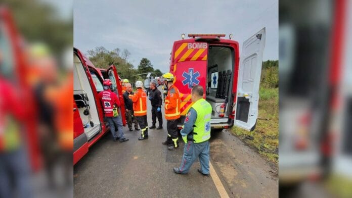 Operação reuniu equipes do SAMU, bombeiros, Polícia Militar Rodoviária e serviço aeromédico