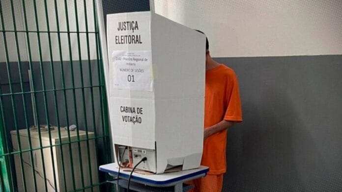 Decisão do TSE libera voto para milhares de detentos em todo o país; entenda o que diz a lei