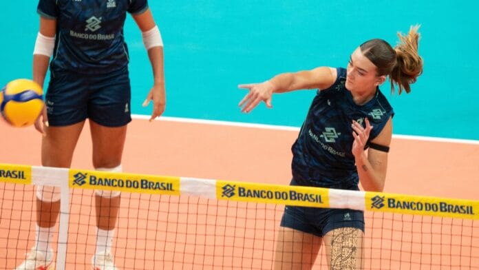 Seleção Brasileira estreia na competição (Foto: Mauricio Val, FV Imagem, CBV)