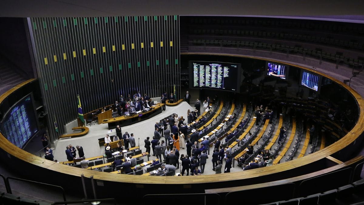 Regras para posse de suplente de deputado consideram lista de votação dentro do próprio partido ou federação (Foto: Kayo Magalhães, Câmara dos Deputados)