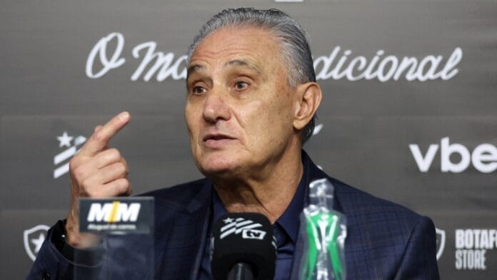 Técnico Tite é apresentado em novo clube para a sequência da temporada 2026: “minha adaptação será às características dos atletas”