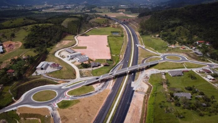 Veja imagem aérea do Contorno Viário da BR-101
