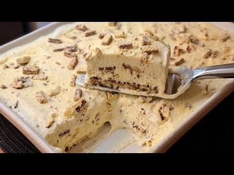Misture tudo e leve para a geladeira: torta gelada de Bis super prática de fazer e fica deliciosa