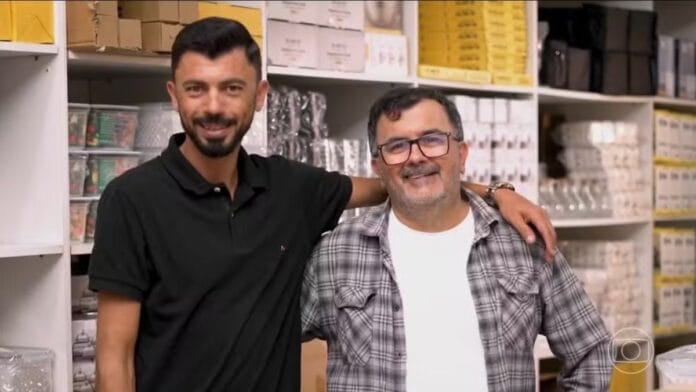 Paulo Cruz (Filho) e Sérgio Cruz (Pai) que abriram empresa de vendas de mercadorias por marketplaces