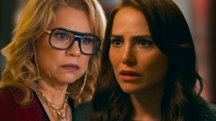 Pilar (Isabel Teixeira) e Adriana (Leticia Colin) em cena de Quem Ama Cuida, novela das nove da TV Globo