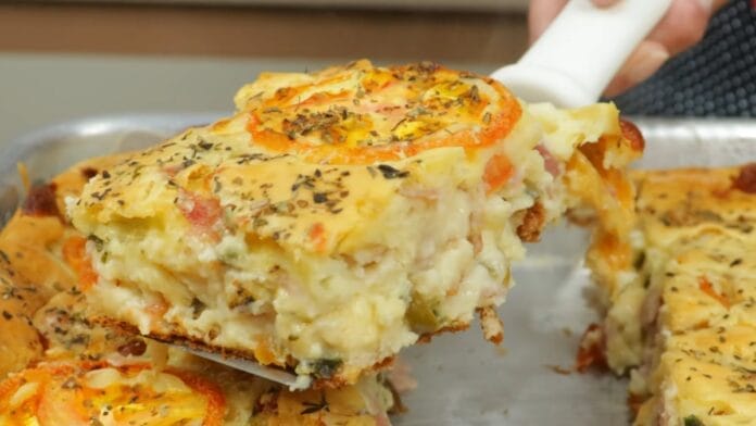 torta já finalizada e cortada
