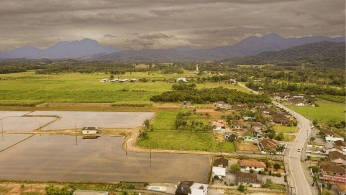 VOTE: Área urbana de Joinville deve ser expandida até Garuva?