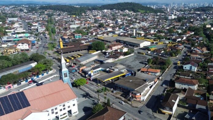 Ruas vista do alto em Joinville