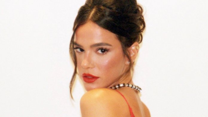 Bruna Marquezine se inspirou na própria vida para poder fazer série da Disney: “Eu vivi muito nela mais nova”