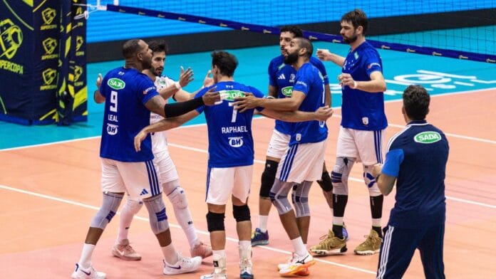 Cruzeiro vence o Campinas de virada e conquista a Supercopa de Vôlei em São José
