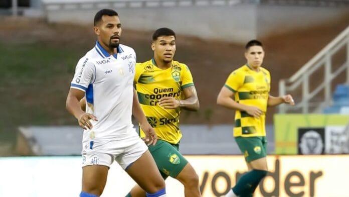 Avaí vence o Cuiabá fora de casa pela Série B