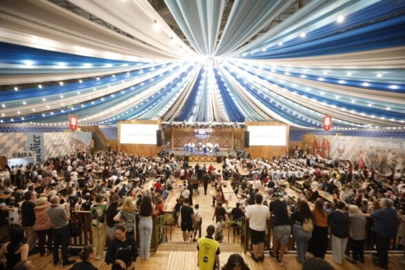 Oktoberfest Blumenau desiste de cobrança adicional e Galegão terá acesso liberado