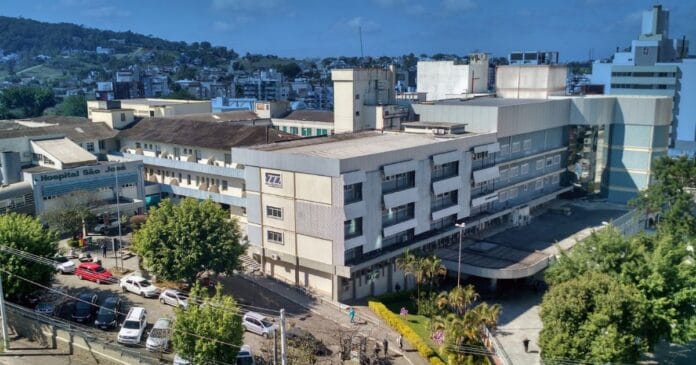 Com UTIs SUS lotadas, Hospital São José pede suspensão de novos encaminhamentos em Criciúma