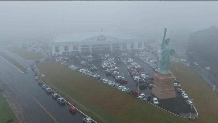 Havan do alto com neblina