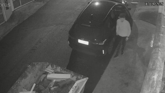 Ladrões são presos em Florianópolis tentando vender joias de ouro furtadas em Blumenau