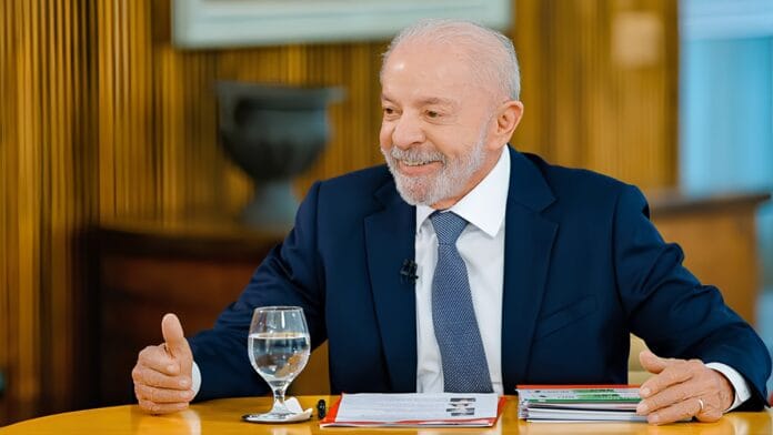 Pesquisa Quaest aponta dado inédito sobre aprovação de Lula na véspera do segundo turno