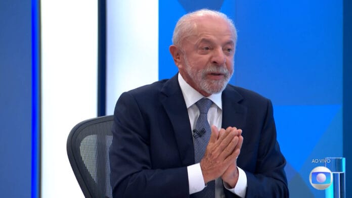 “Parou de usar?”: por que Lula apareceu sem chapéu na entrevista da Globo no 2º turno