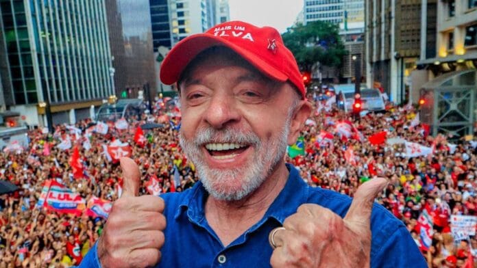 “Exército de Lula” e militância na rua: como Lula conquistou virada histórica sobre Flávio Bolsonaro nas Eleições 2026