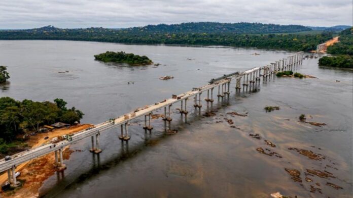 Maior ponte de estado brasileiro ligará duas regiões e criará nova rota de exportação para porto na Amazônia