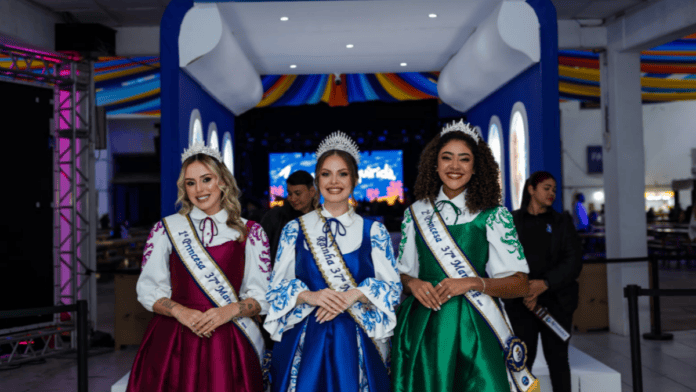 Marejada abre 37ª edição em Itajaí com gastronomia, shows e quase 4 mil visitantes na primeira noite