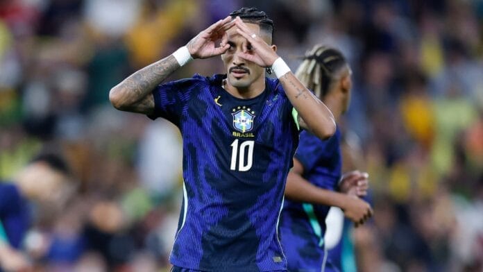Novo exame indica quando Raphinha vai voltar a jogar pelo Barcelona após lesão na Seleção Brasileira