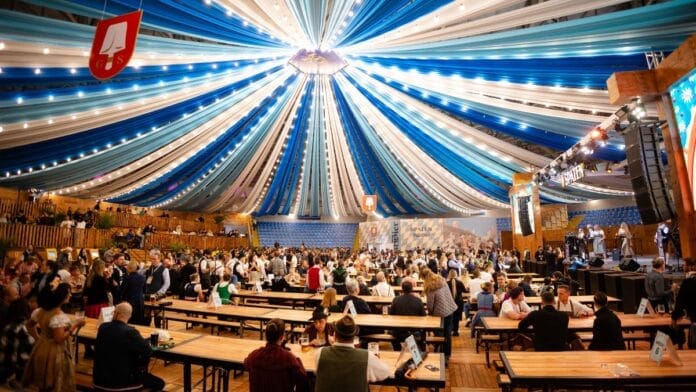 Oktoberfest Blumenau aposta na essência de Munique para edição de 2026 com mais espaço e nostalgia