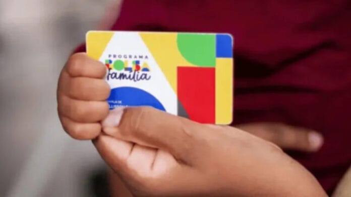 Bolsa Família pode ter 13º salário? Projeto prevê benefício extra após reajuste para R$ 691