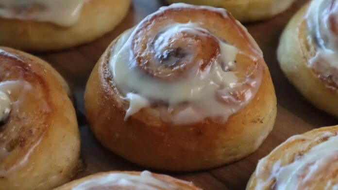 cinnamon roll finalizado