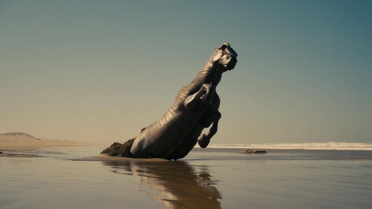 Um dos especiais acompanha a criação do Cavalo de Troia (Foto: Divulgação / IMDb)