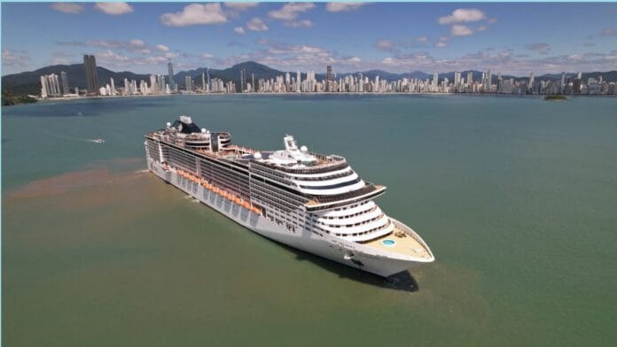 Temporada de cruzeiros cresce e promete ser movimentar 250 mil passageiros e tripulantes em Balneário Camboriú