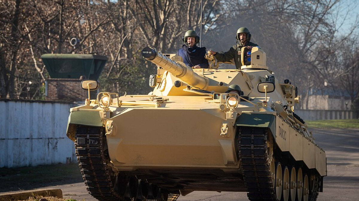 TAM 2C-A2 modernizado do Exército Argentino (Foto: Gobierno Argentino)